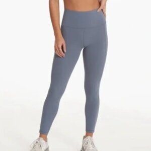 Vuori Studio Pocket Leggings in Mercury, XS